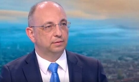 Николай Василев: Хубаво е да имаме реформаторско, западно ориентирано правителство